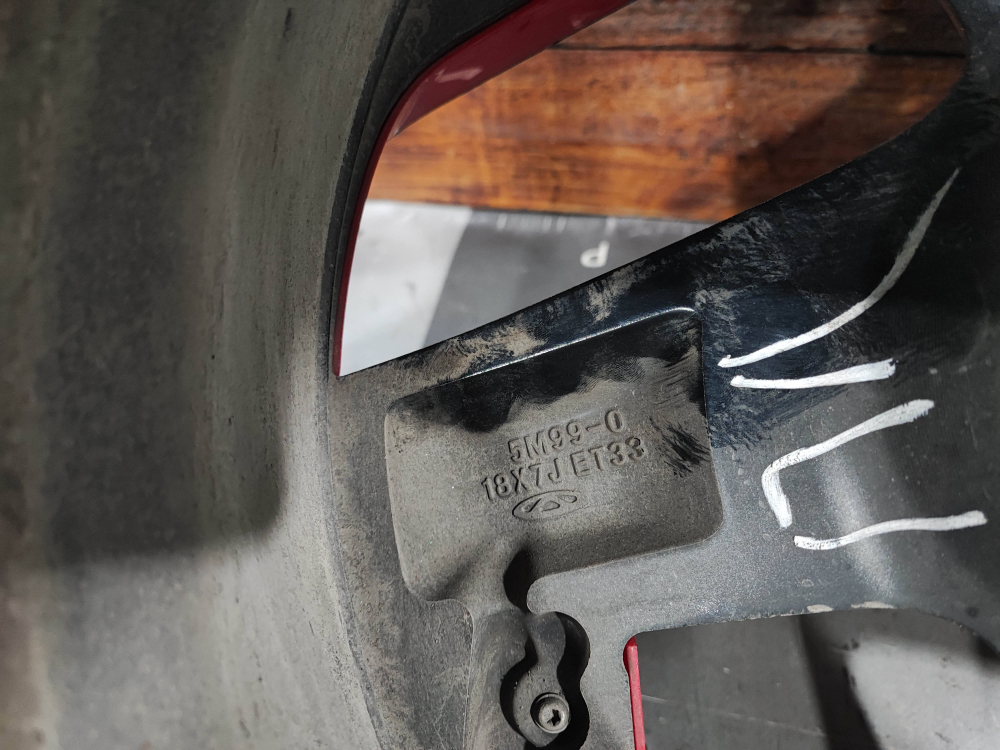 Диск колесный литой R18 Omoda C5 22-нв Б/У Оригинал 203000450AA