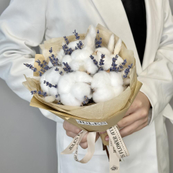 «Прованс» букет из сухоцветов с хлопком, лавандой и лагурусом