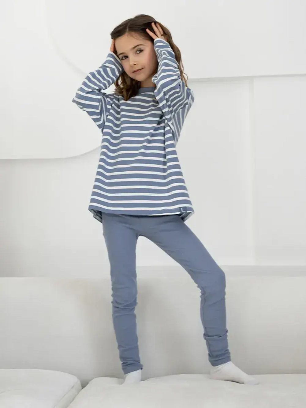 Костюм для девочки на осень