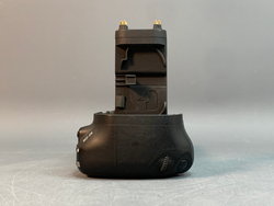 Canon BG-E9