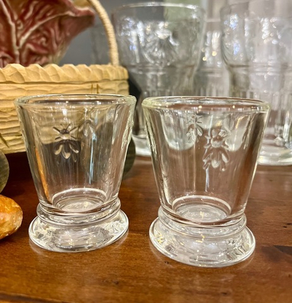 Рюмка Пчела