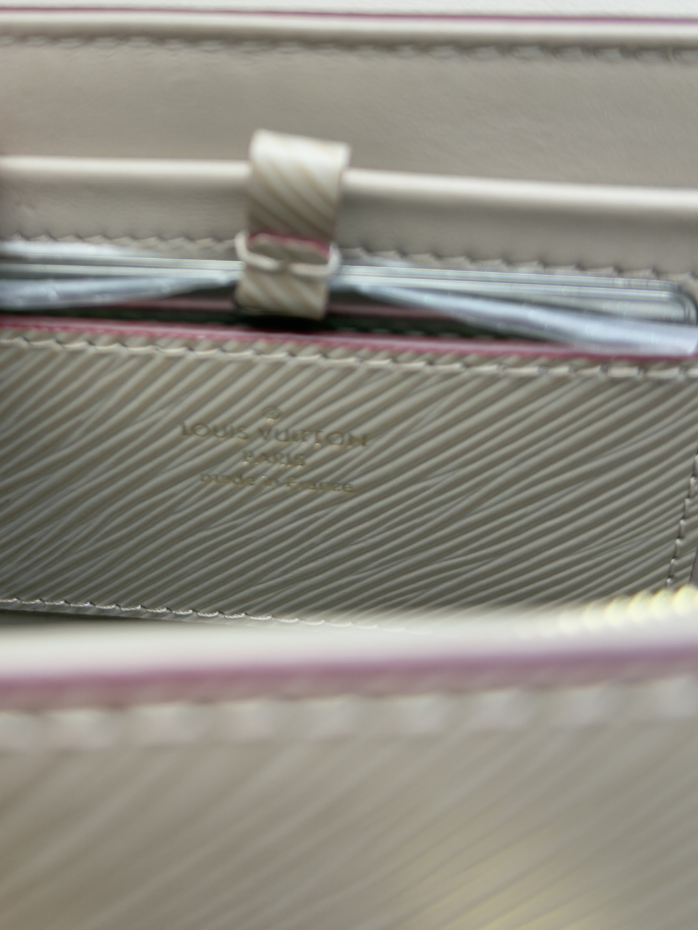 Сумка Louis Vuitton Twist MM