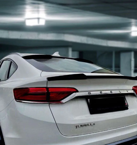 Козырек на заднее стекло для Geely Tugella
