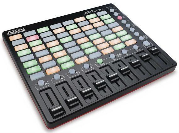 AKAI PRO APC MINI USB