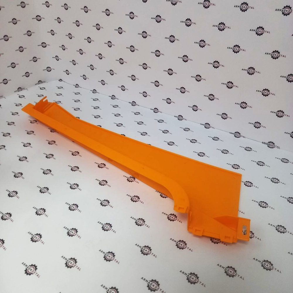 Уголок капота верхний правый | 332/P5302 | Spare Parts