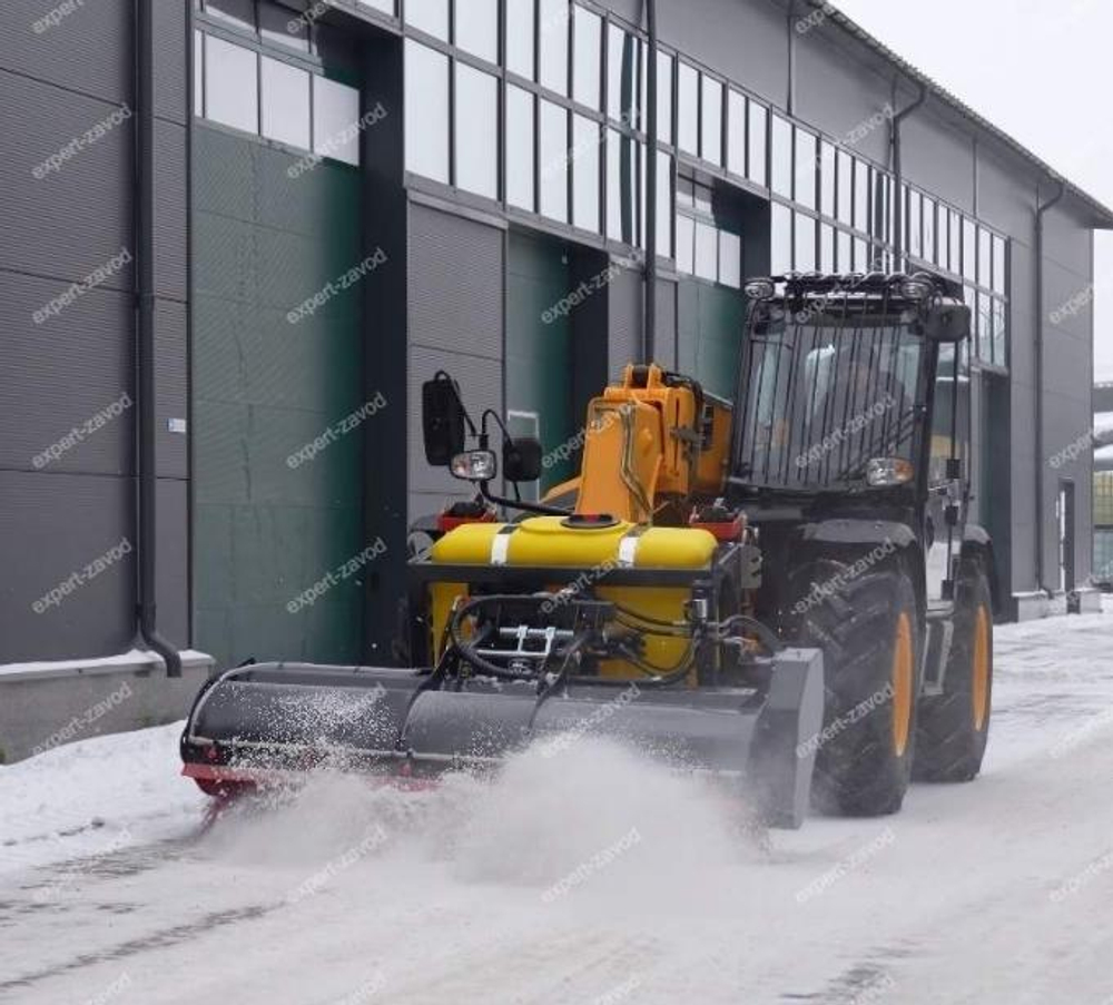Щётка с баком на Телескопический погрузчик Welift