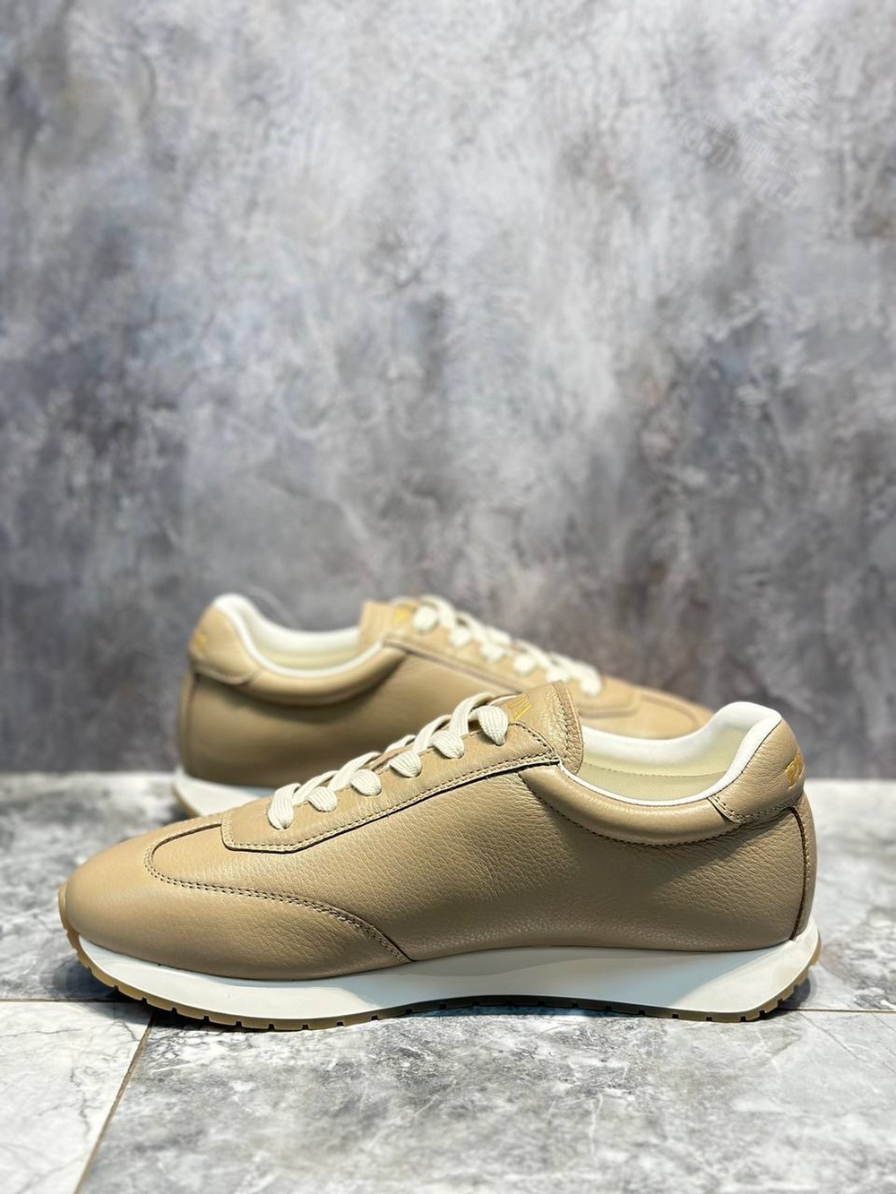 Кроссовки Prada