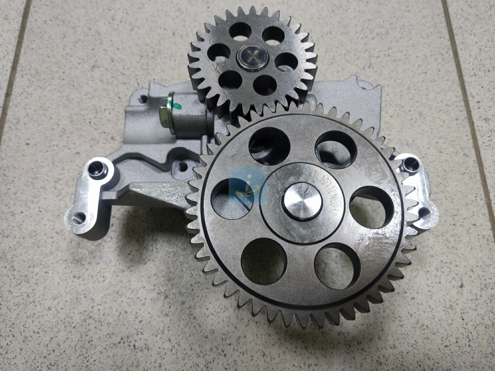 Насос масляный 650.1011014