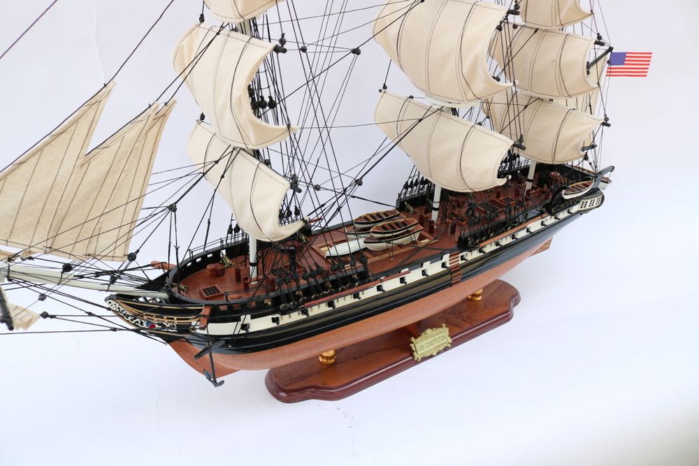 Van Der Heijden Модель парусника USS Constitution, США