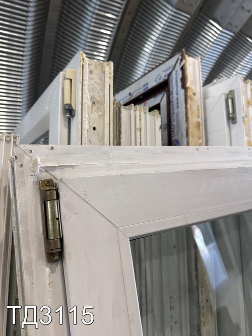 Дверь балконная пластиковая Б/У 2090(в) x 740(ш)