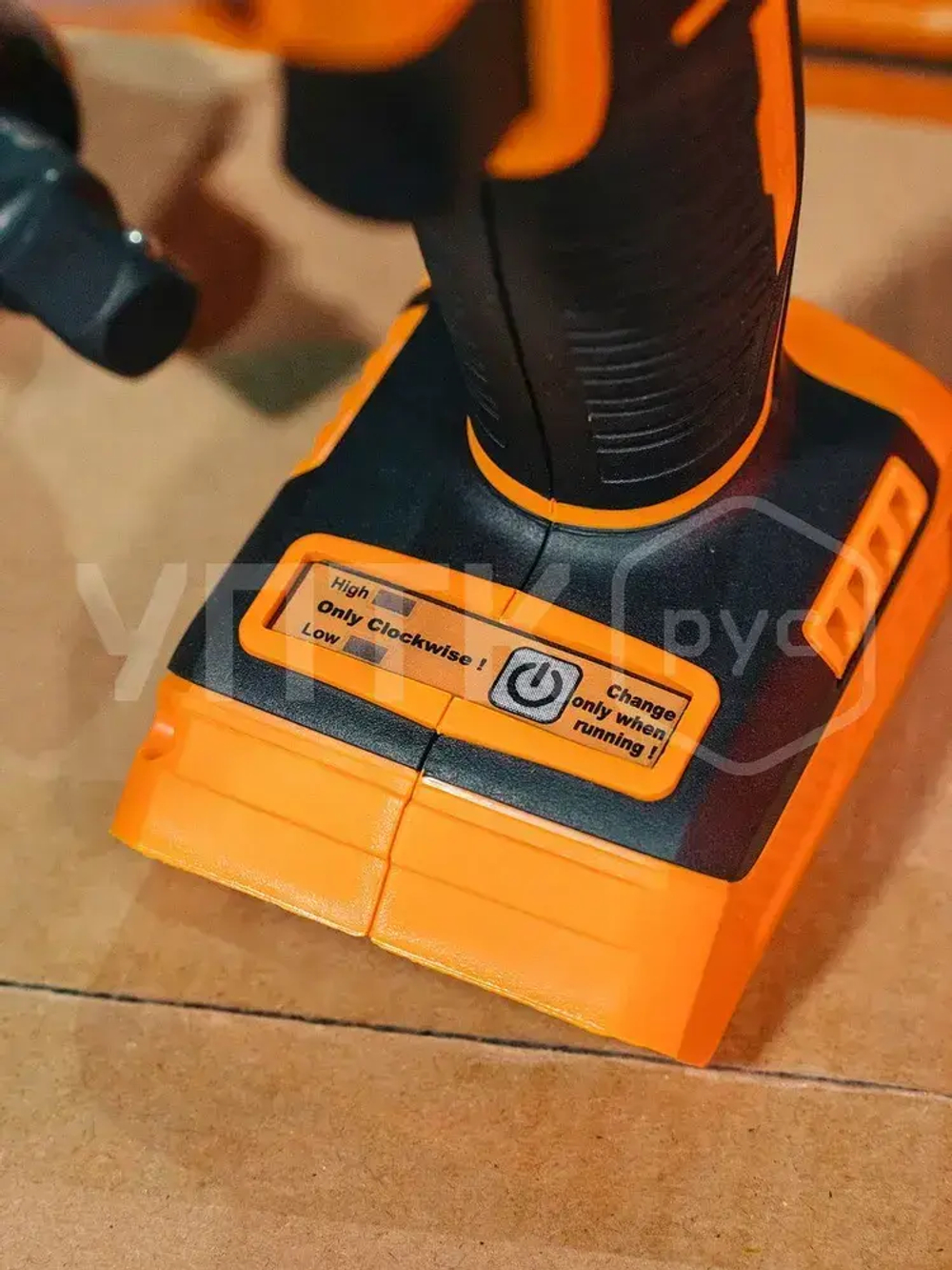 2 гайковерта акк.: 300Нм и 65Нм (трещетка) + 2 по 2 Ач (P20S) + ЗУ 2А (20В), INGCO COSLI23066 (с НДС)