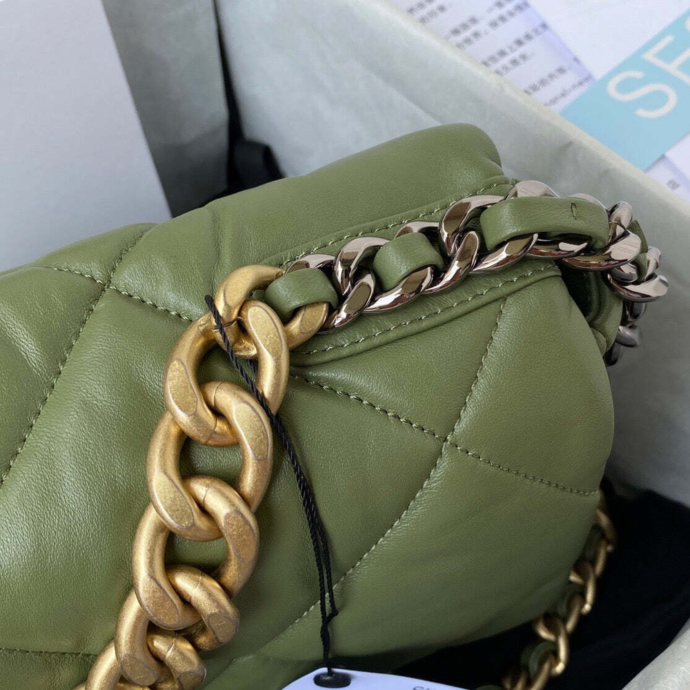 Chanel 19 Large 30 cm