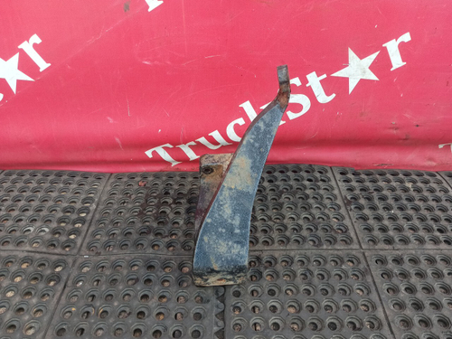 Кронштейн кабины правый 2023г.