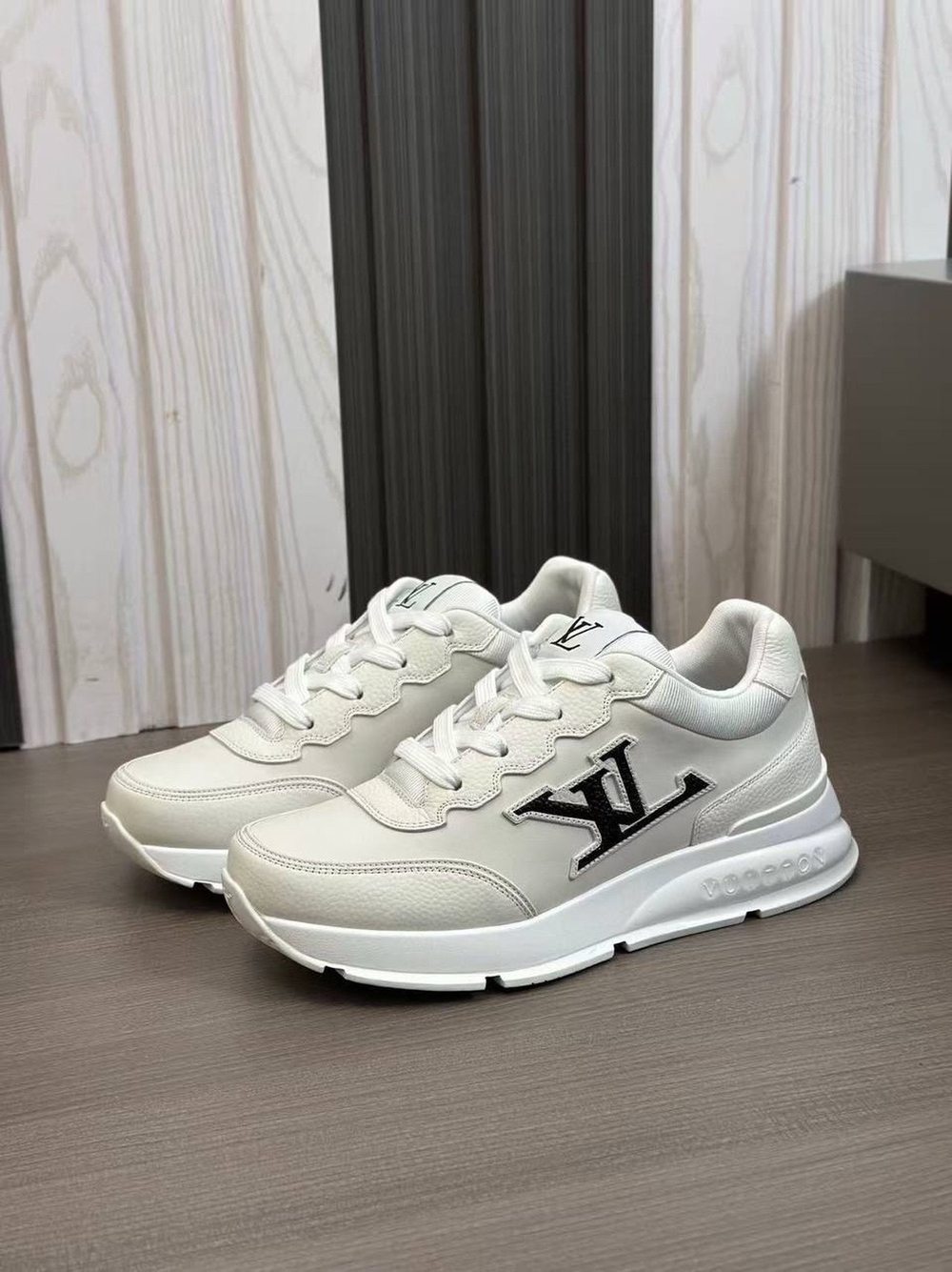 Кроссовки Louis Vuitton Classic