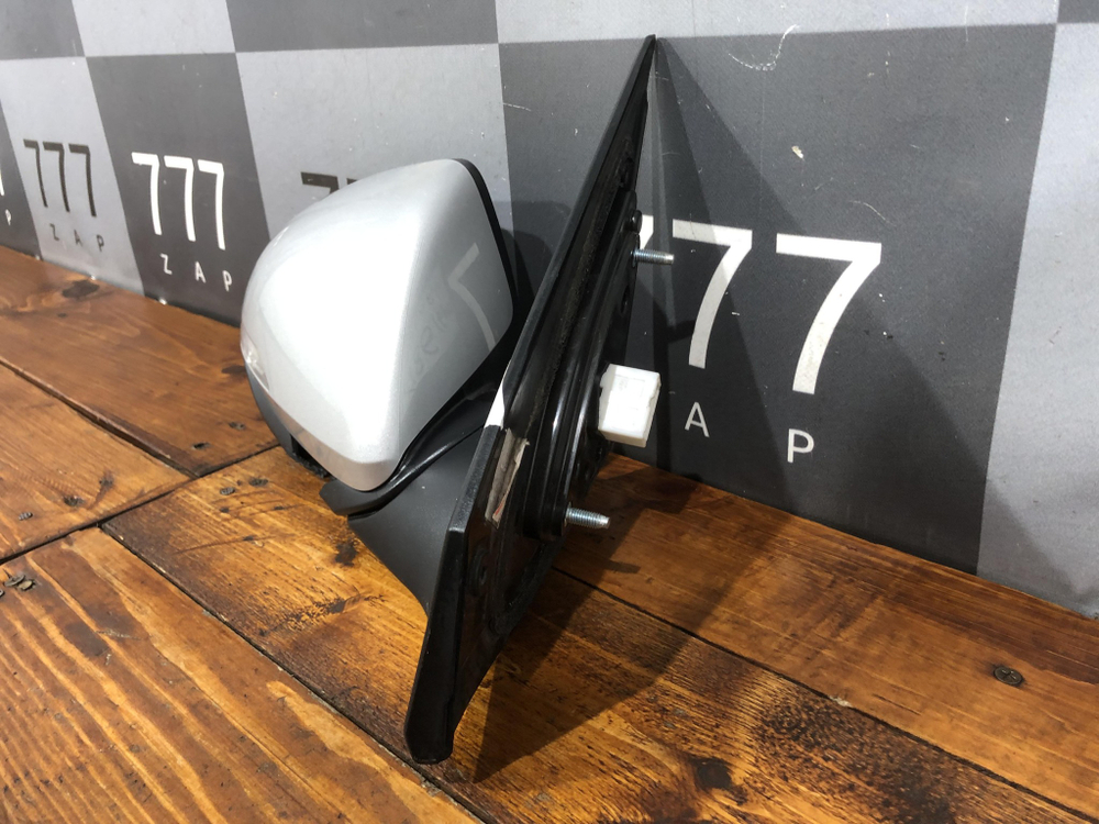 Зеркало правое 6 Pin Hyundai Elantra 6 (AD) 15-19 Б/У Оригинал 87620F2040