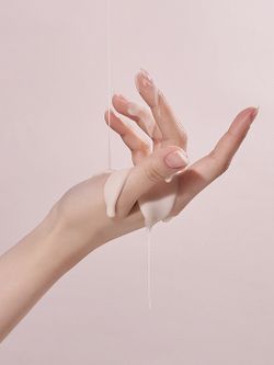 Восстанавливающая кремовая сыворотка с протеинами Numbuzin No.2 Protein 43% Creamy Serum 50 мл.(немного протекла)