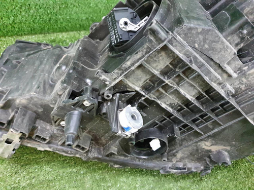 Битая Фара правая BMW 5er G30 (2017-2020) LED