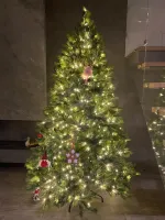 Елка с гирляндой встроенной «La Manche» Ла Манш (Литая хвоя) от 1,8 м до 2,7 м