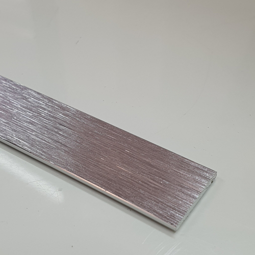 Полоса алюм. Браш 15*1,5мм "DO-1" 2,2м Серебро глянец