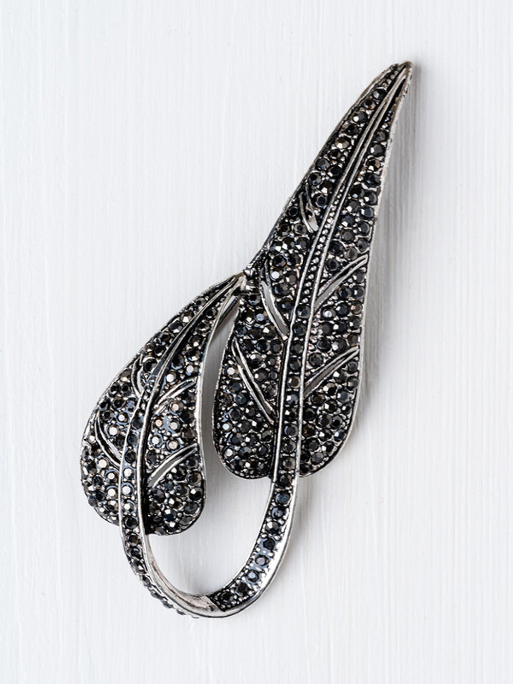 30061260 Брошь Chance