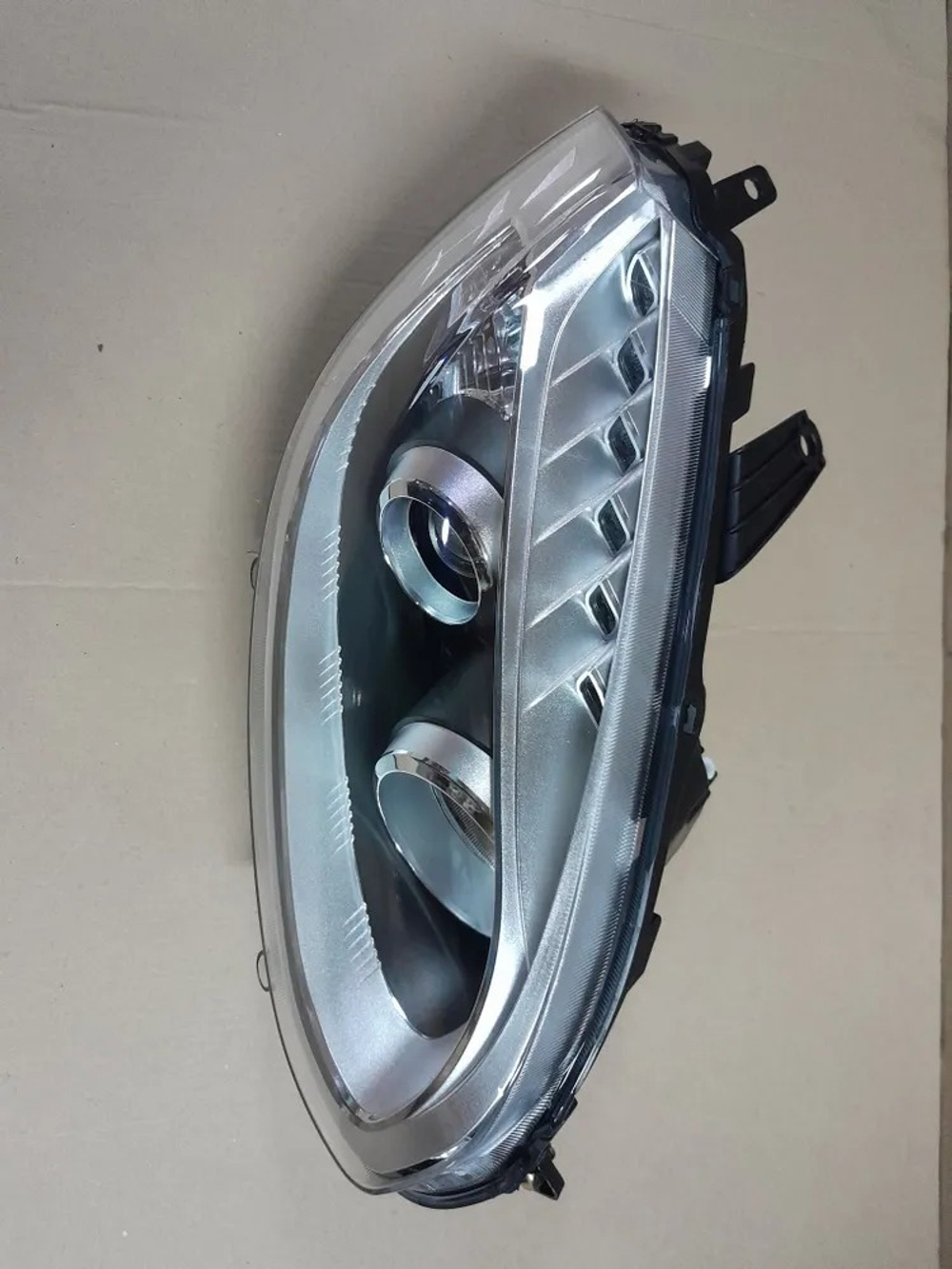 Фара правая Brilliance V5