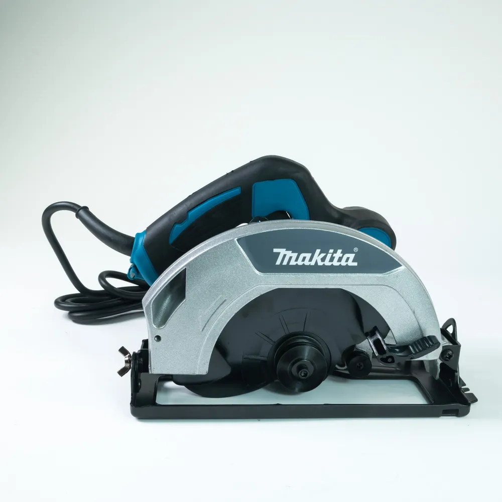 Циркулярная пила Makita HS7000 185ММ диск в комплекте