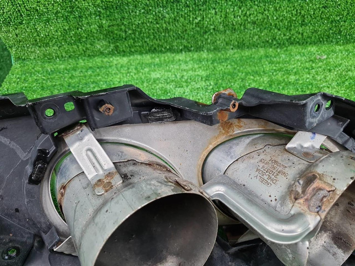 Насадка глушителя левая Geely Tugella (2022-2024)