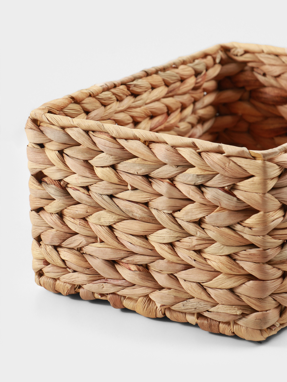 Корзина плетеная 31x21x14 см, водный гиацинт