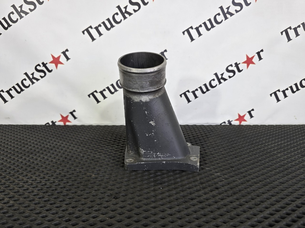 Патрубок коллектора впускного