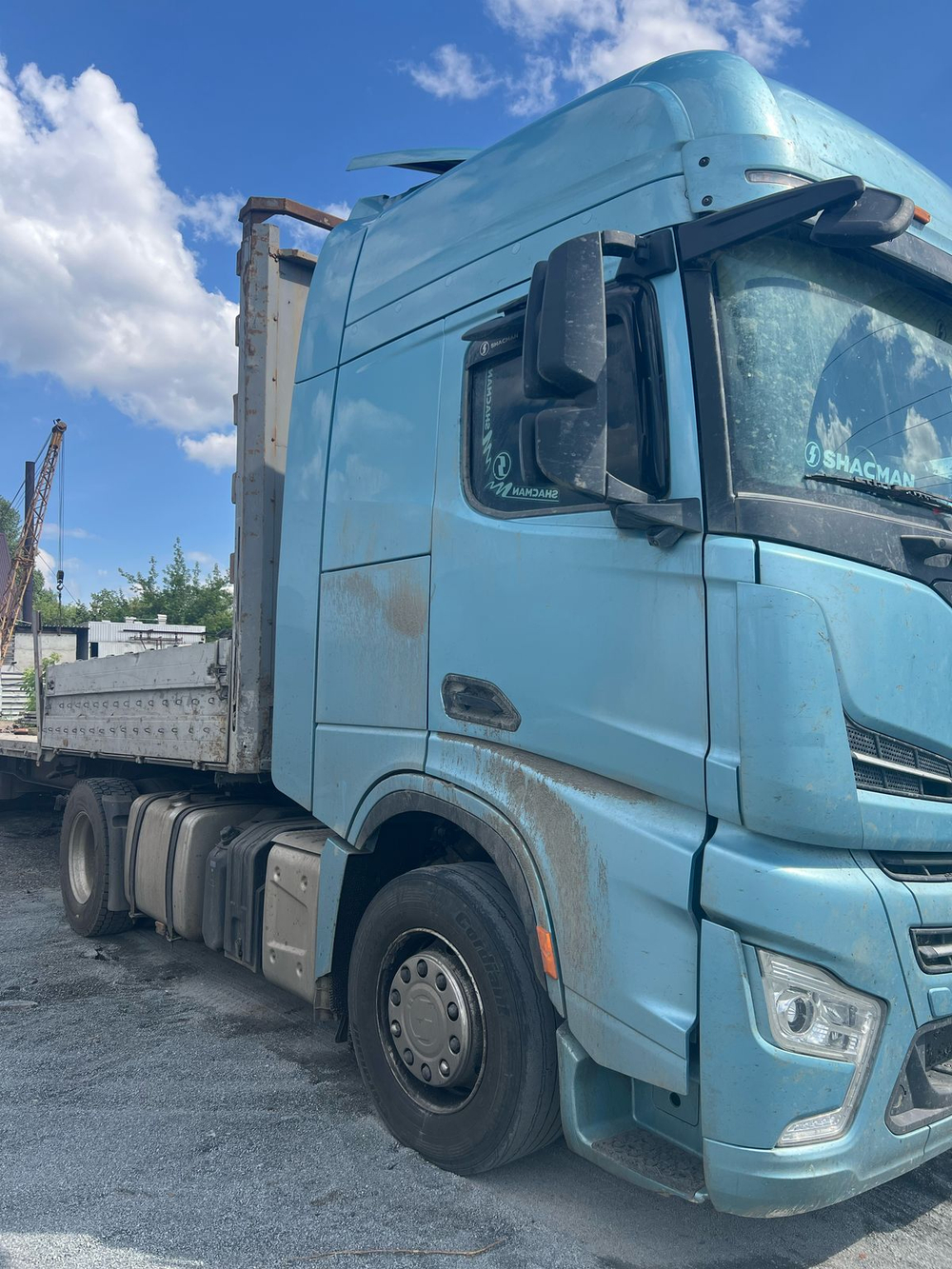 Shacman (Shaanxi) SX* 4x2 Седельный тягач SX4188YY381 (Дизельный, 12,5 л, 473 л.с., АТ)