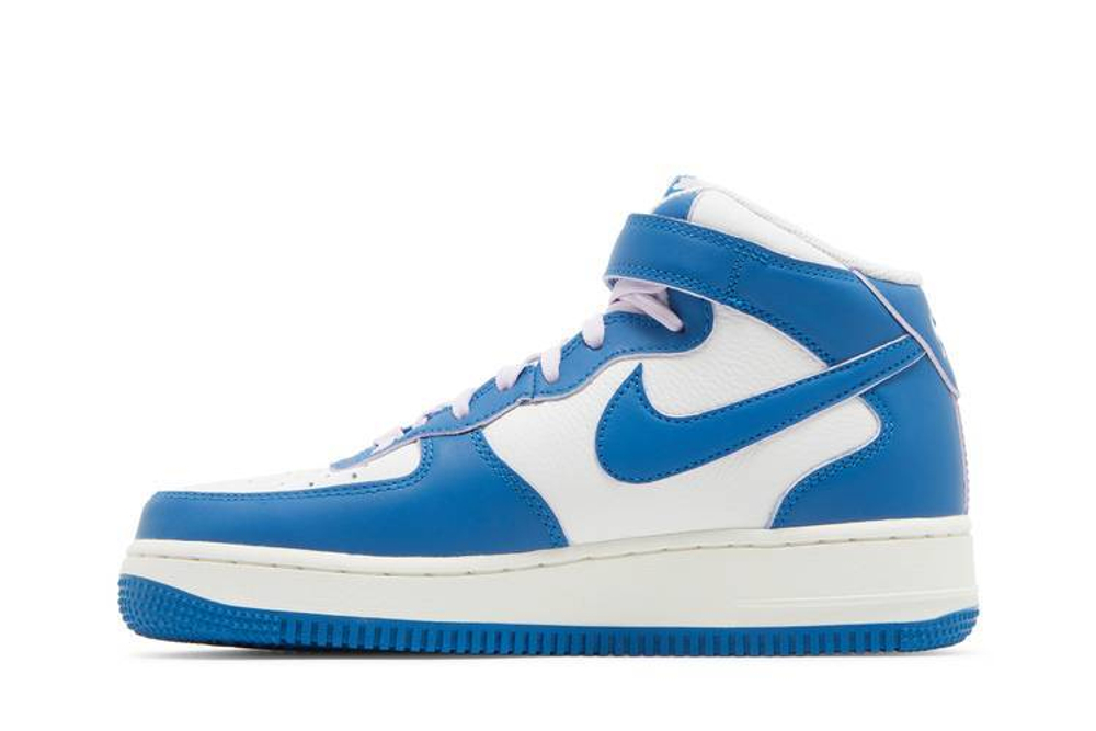 Кроссовки Nike Air Force 1 (Женская размерная сетка)