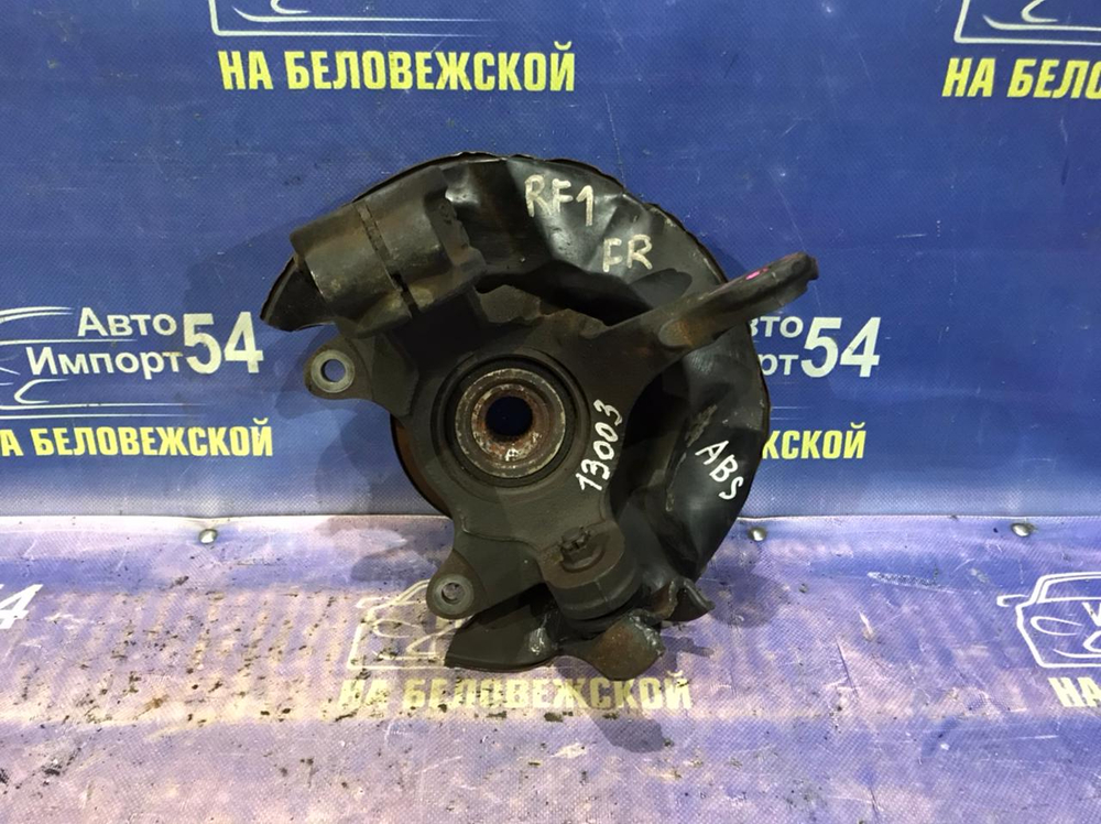 Ступица передняя правая Honda STEPWGN 1996-2001