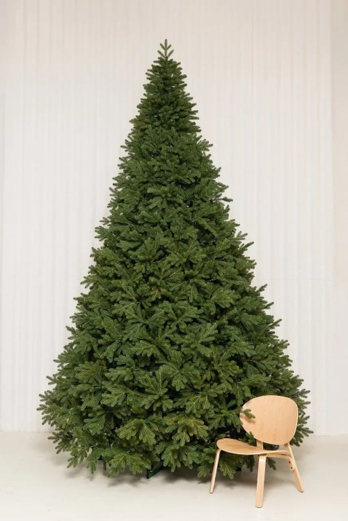 Интерьерная искусственная елка Городская 4 м., 100% литая хвоя, ЕлкиТорг (197400)