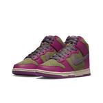 Женские кроссовки Nike Dunk High 'Dynamic Berry' FB1273-500