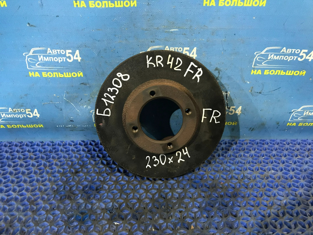 Диск тормозной передний TOYOTA TOWNACE NOAH 1996-2007