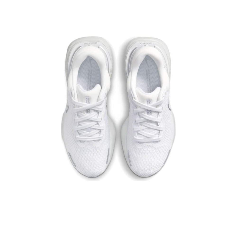 Женские кроссовки Nike ZoomX Invincible Run Flyknit 'White Metallic Silver' CT2229-101