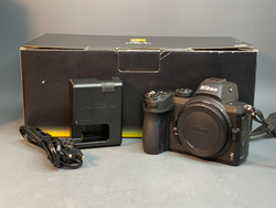 Nikon Z5 4.362 кадров