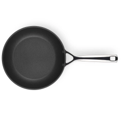 Le Creuset Сковорода с антипригарным покрытием PRO глубиной 24см.