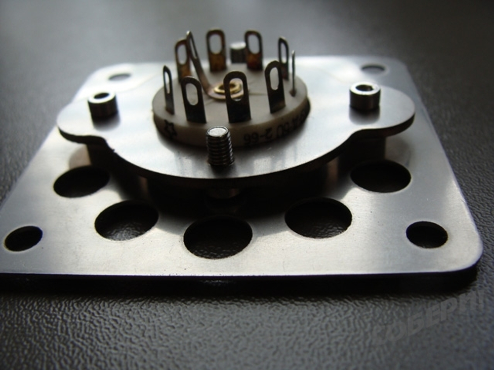 как установить панельку для октальной радиолампы