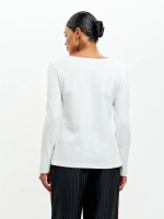 лонгслив дизайнерский с вырезом на груди экрю