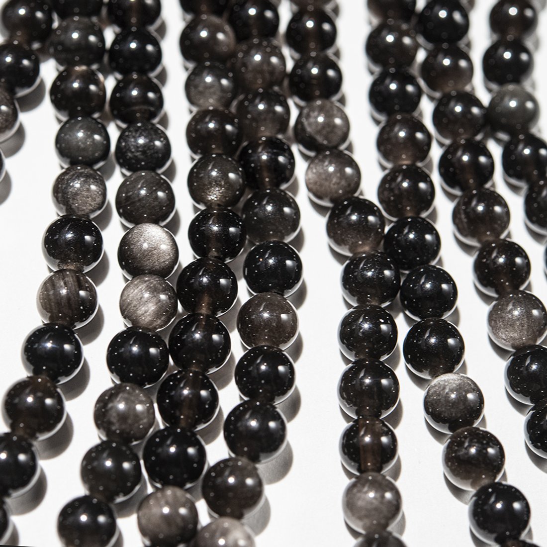 Серебристый обсидиан (вулканическое стекло) натуральный, 10мм, шар
