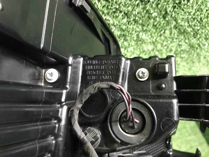 Фонарь правый внешний Zeekr 001 (2021-н.в.)