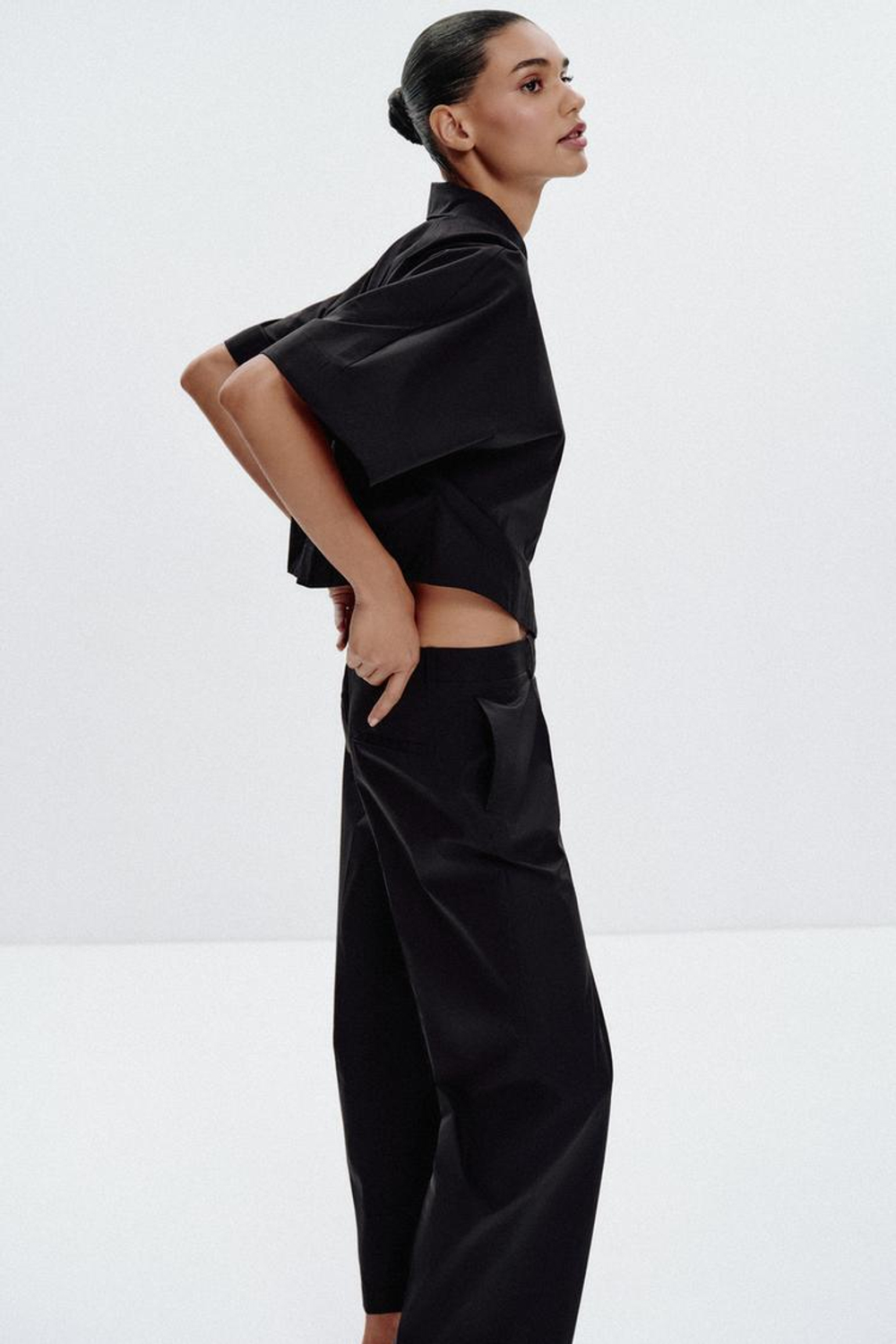 ZARA РУБАШКА ИЗ ПОПЛИНА С ШИРОКИМИ РУКАВАМИ, ЧЕРНЫЙ