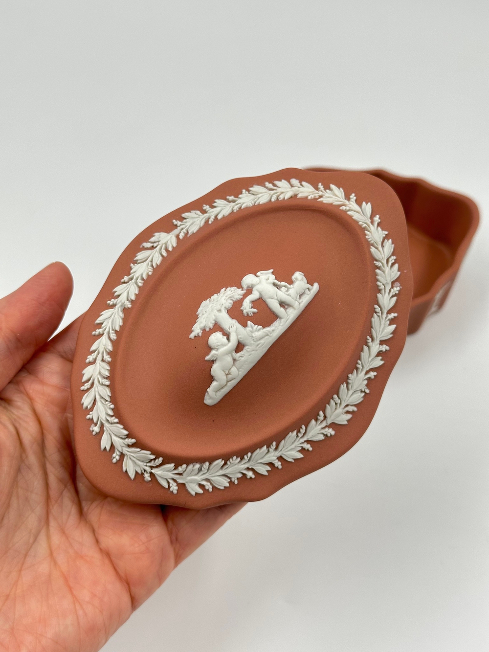 Шкатулка терракотовая Wedgwood