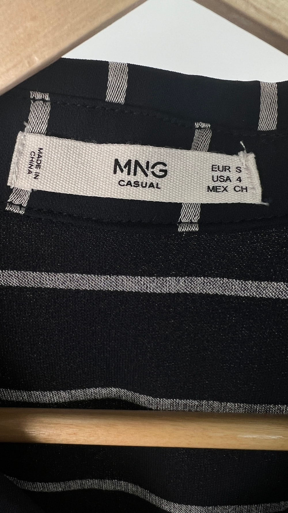 Платье Mango