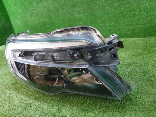 Битая Фара правая Honda Pilot 3 (2015-2018) LED