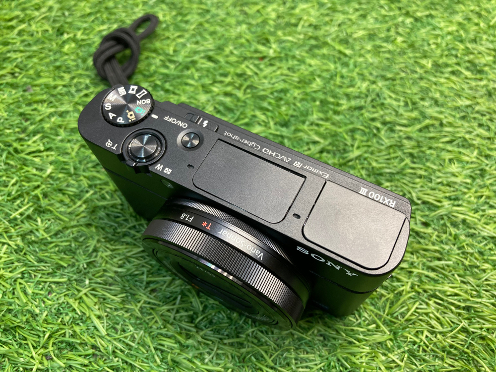 Sony DSC-RX100M3