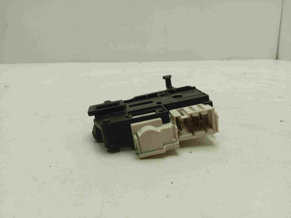 WMSG7105 кт214 Блокировка люка для стиральной машины Hotpoint-Ariston WMSG7105 б/у