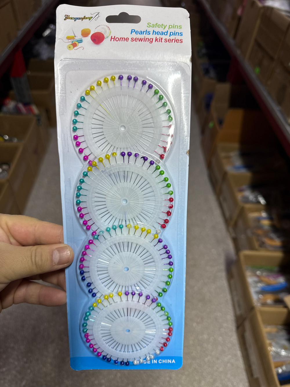 Иголка с шариком англиский