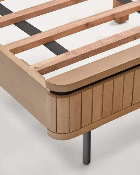 Кровать Licia 160х200 см из дерева манго